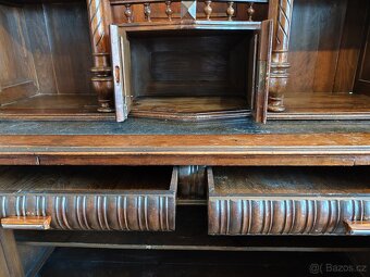 Starožitný příborník - 10