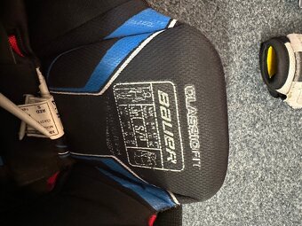 Hokejová výbava - 10