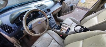 Volvo XC90 Manuál, Diesel, s luxusní výbavou - 10