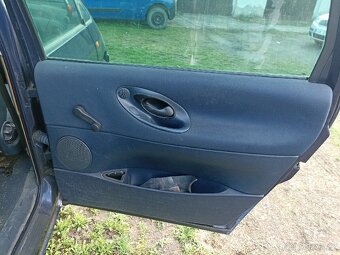 Prodám VW Sharan 1.9 TDI rok 2000 na ND automat - 10