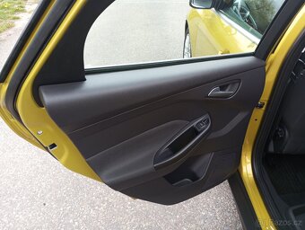 Ford Focus Titánium 1.6TDCI,85kw,rv-2011,najeto 207634km. - 10