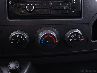 Renault Master 2,3 dCi 100 Klima 9-Míst DPH (2014) - 10