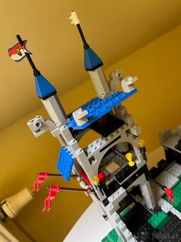 LEGO 6090 – Královský hrad z 90. let Raritní kousek - 10