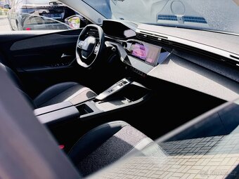 Peugeot 308 Plug-In-Hybrid 180k, e-EAT8 - 10