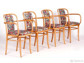 4x elegantní židle TON, návrh J. Hoffman, nové čalounění. - 10