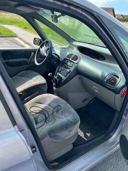 Citroën Xsara Picasso ( Na náhradní díly ) - 10