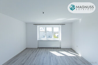 Prodej rodinného domu 227 m² s pozemkem Dolní Líštná - 10