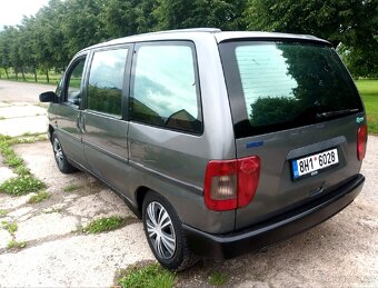 Fiat ulysse 2.0i 7míst - 10