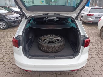 VW Passat B8 Variant GTE 1.4TSI 150kW DSG R-Line kam360° DCC - 10