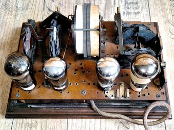 Starožitné rádio Telefunken 4A, rok 1928, Německo - 10