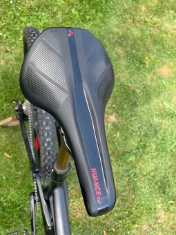 Karbonové celoodpružené trail kolo Cube Stereo 120 HPC SLT - 10