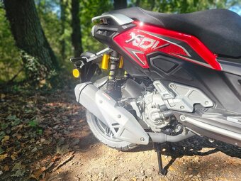 Nový skútr TUMOTO XDV 300 - 10