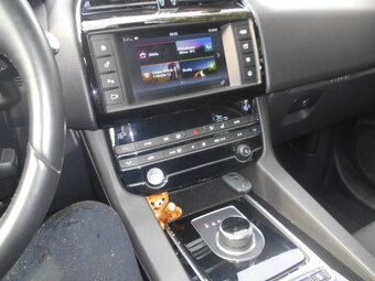 Jaguar f Pace 221kw v6 nafta AWD - 10