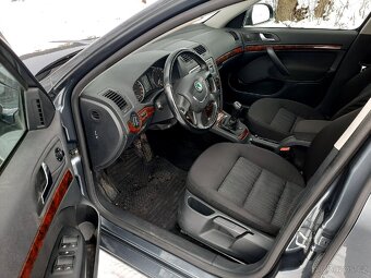 Škoda octavia 2.0 tdi 103kw 2011..čr - 10