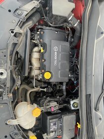 Opel Corsa D 1.4 klimatizace 10/2014 68000km - 10