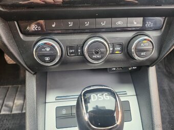 Škoda Octavia III kombi DSG 81KW klima vyhř. sedadla - 10