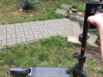 Elektricka koloběžka ninebot G2 MAX - 10
