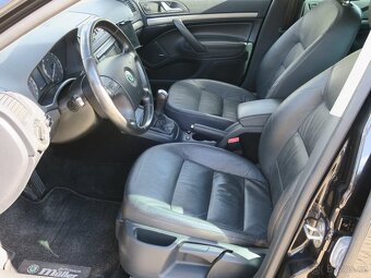 Prodám Škoda Octavia 1.6 i 85 kW Elegance - 10