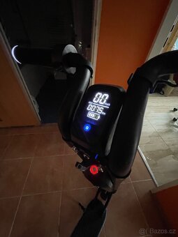 Elektrokoloběžka Nitro Scooters 500 W - 10