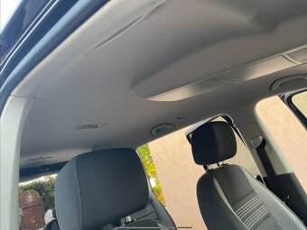 Volkswagen Touran Life 7mist 2.0l diesel model 2014 Navi - 10