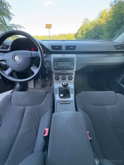 VW Passat B6 1.9 TDI 77kW 2006 (BKC) - 10