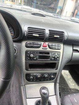 Mercedes Benz 203 CL - 10