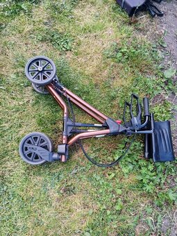 Prodám chodítko pro seniora za 800 Kč a za - 10