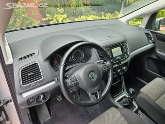 VW Sharan 2.0 TDI 103kW,4x4,Xenon,Navi,Serviska. - 10