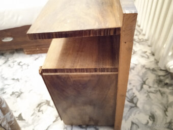 Starý nábytek - 10