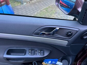 Škoda Octavia kombi, rok 2012, CZ, servis - 10