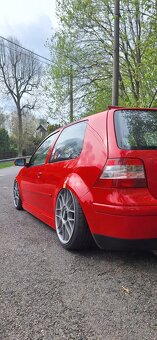 Golf 4 airride výměna - 10
