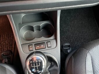 Škoda Fabia 2 Kombi 1,2 TSi/63 KW - ELEGANCE - 10