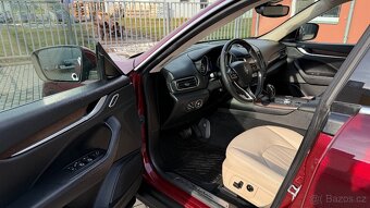 Maserati Levante //3.0D//V6//4x4//2.maj//nový motor// - 10