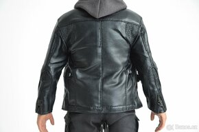 Hot Toys Terminator Genisys T-800 Guardian MMS 307 - 10