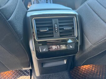 Škoda Superb combi, jen 85 000km tažné - 10