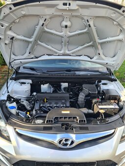 Hyundai i30 CW 1.4 i_80 kW - 10