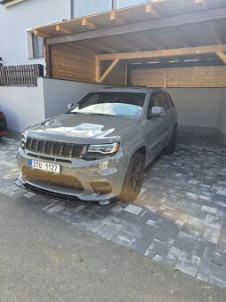Jeep grand cherokee SRT 6.4L 2020 - 10