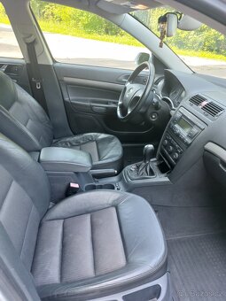Škoda Octavia II, 1.6mpi, naj.166tkm, vybava - 10