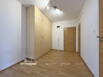 Pronájem bytu 3+1 68 m², Klatovy III, ev.č. yMKB8627 - 10