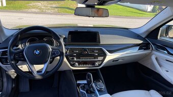 BMW 530i - 10