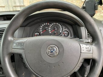 Opel Meriva ,,A" 1.4i 16V 66kW rok 2006 Náhradní díly - 10