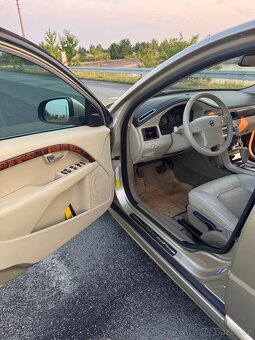 Volvo S80 3.2 benzín+LPG - 10
