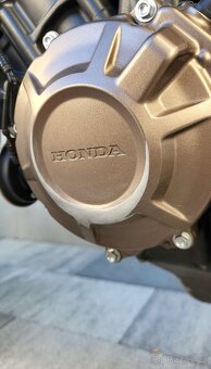 Honda CB650r - 10