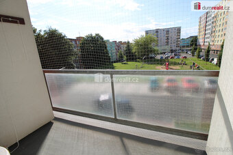 Pěkný byt 1+1/S/L ve druhém patře panelového domu s výtahem - 10