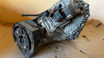 VW TOUAREG 7L - ROZVODOVKA 0AD341011 - 10