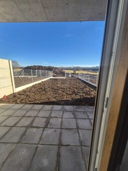 PRONÁJEM NOVÉHO BYTU 2+KK SE ZAHRADOU, ŠROUBÁRENSKÁ, ČB - 10