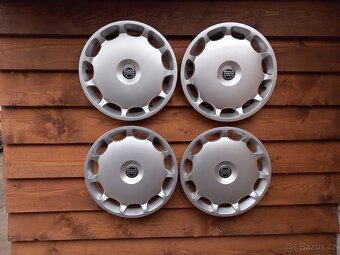 Poklice Volvo, Sada 9173282 - 10