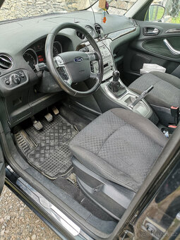 Ford Galaxy 2.0 BENZÍN, TAŽNÉ, 7MÍST, SERVISOVÁNO - 10