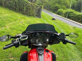 Harley Davidson Street Glide CVO FLHXSE 2017 - 10