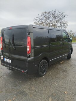Opel Vivaro 2.0 2007 - 10